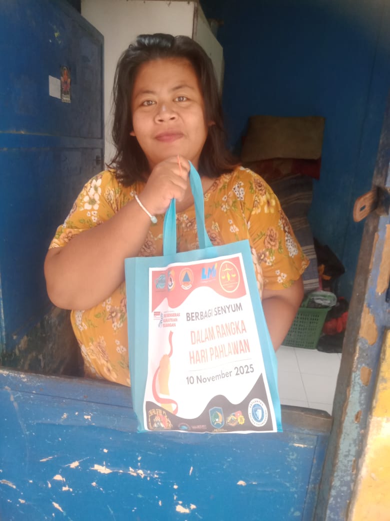 Semangat Kepedulian: Awak Media dan Aparat Bersatu dalam Aksi “Berbagi Senyum untuk Dhuafa”