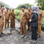 Bupati Sidoarjo Pantau Terus Perbaikan Jalan Rusak