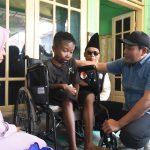 Bupati Serahkan Bantuan Di Kecamatan Jabon